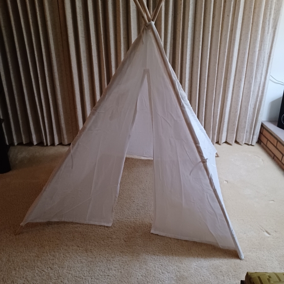 Cool Teepee🌟 Tent for Kids - Picture 11 of 13